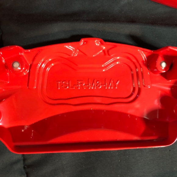 New Tesla Set of 4 Red Brake Caliper Covers front & back - Picture 6 of 11
